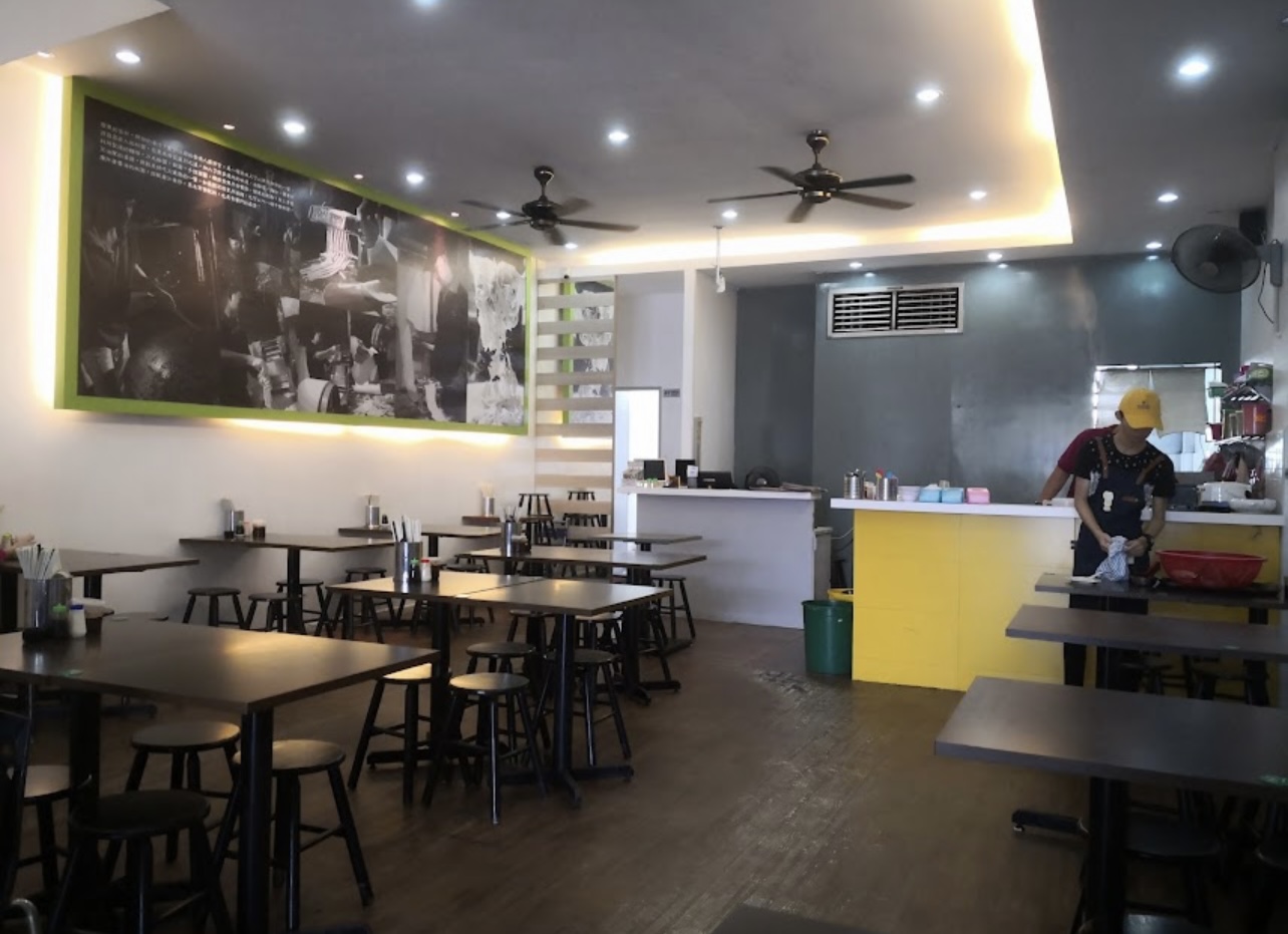 Wang Wang Cafe 旺旺面馆 — Environment, Jelutong, Pulau Pinang