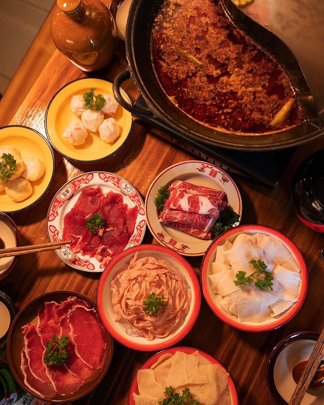 麻小二老火锅 — Food, George Town, Pulau Pinang