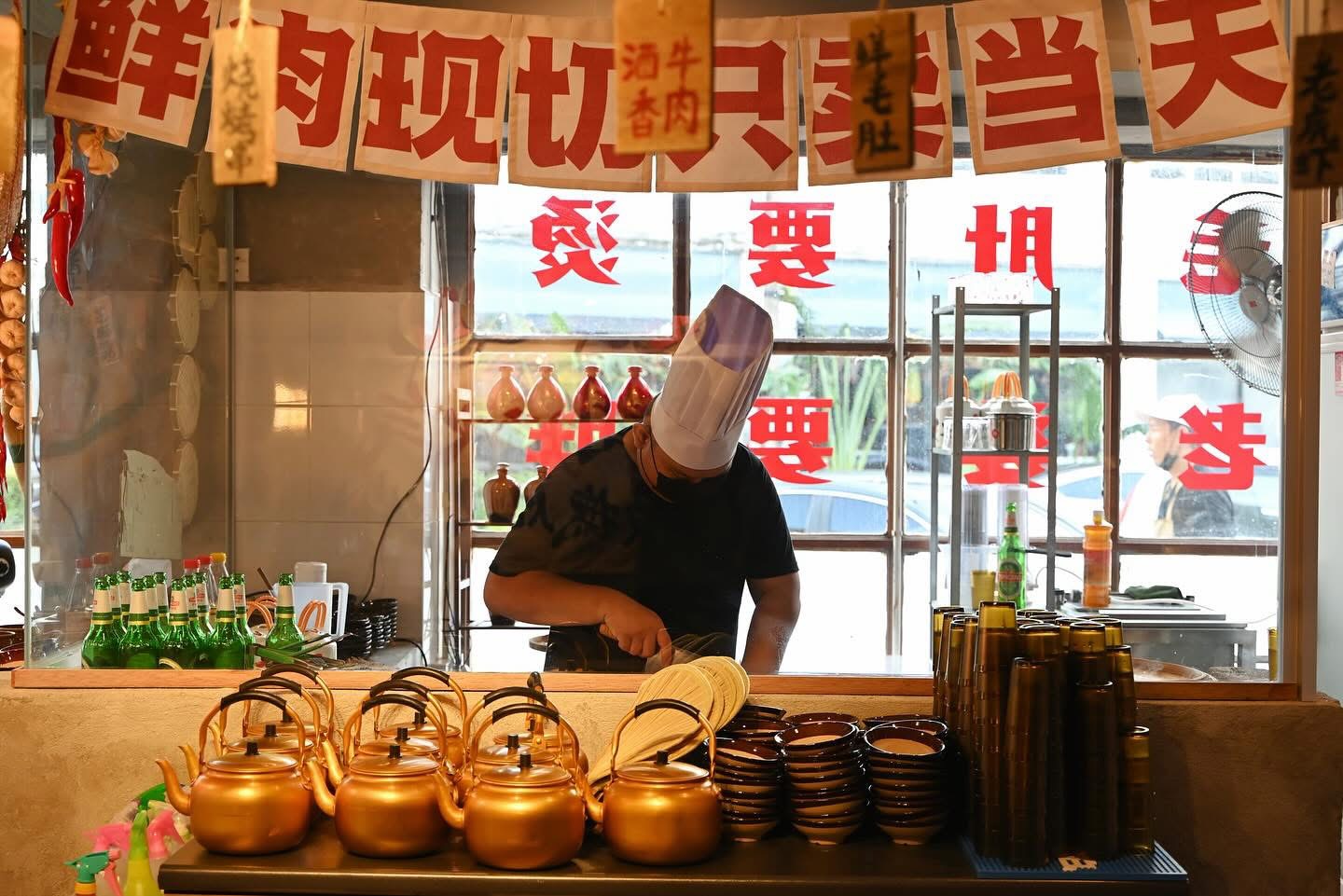 麻小二老火锅 — Environment, George Town, Pulau Pinang