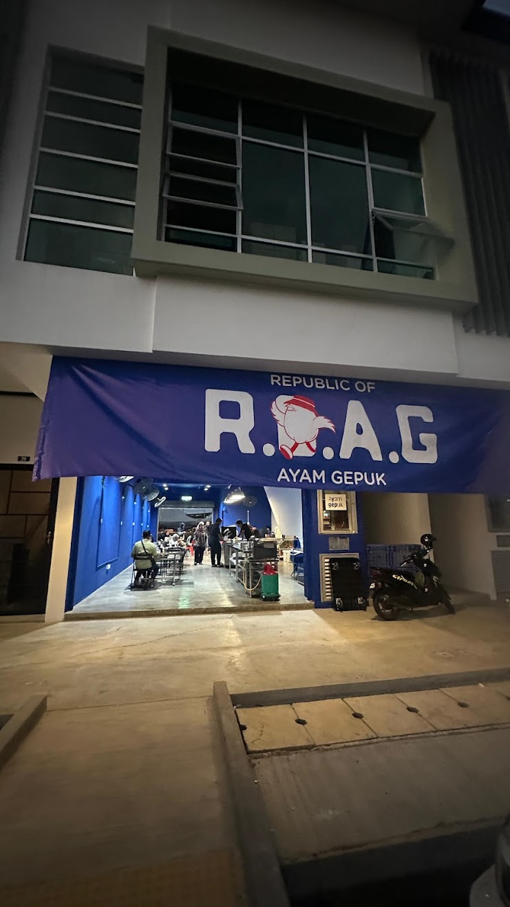 Ayam Gepuk ROAG