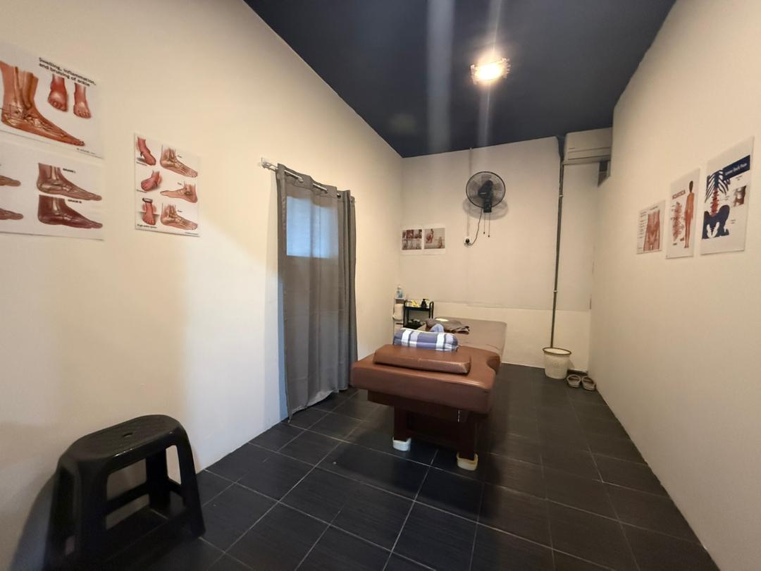 妙手堂整骨推拿 Bone setting & Traditional Massage Chiropractic Enterprise — Environment, Perai, Pulau Pinang