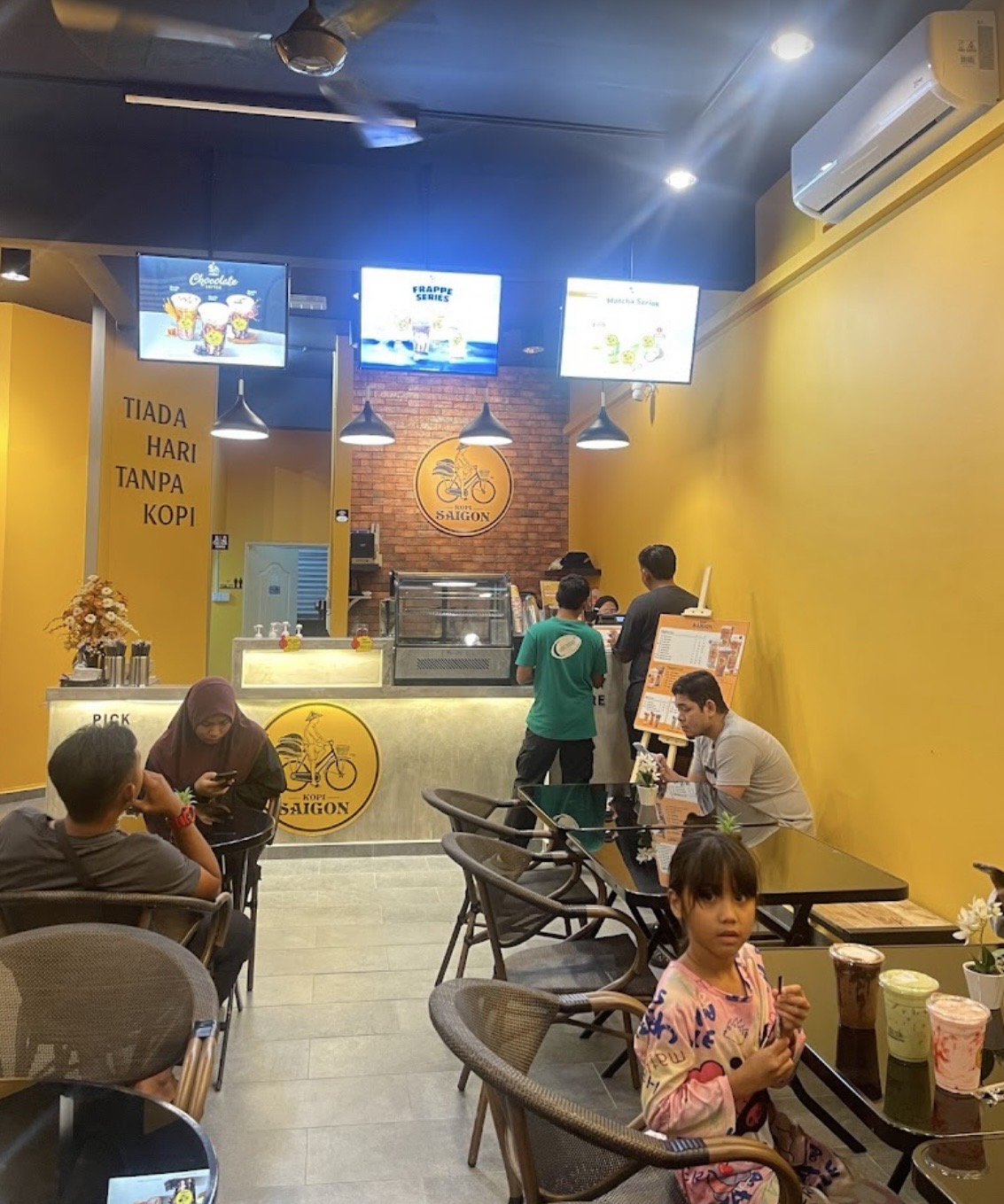 KOPI SAIGON SUNGAI DUA UTAMA — Environment, Butterworth, Pulau Pinang