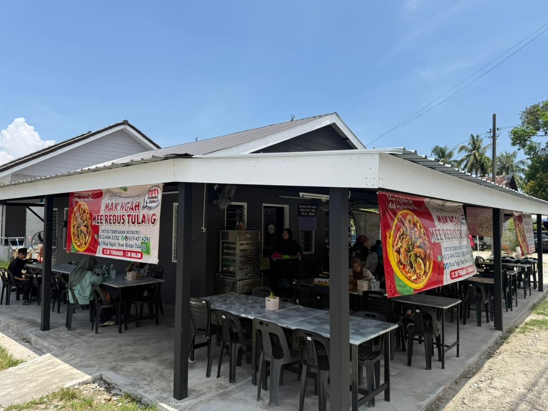 MAK NGAH MEE REBUS TULANG — Environment, PERMATANG PAUH, Pulau Pinang
