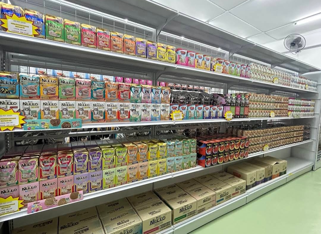 De PET SHOP — Environment, BUTTERWORTH, Pulau Pinang