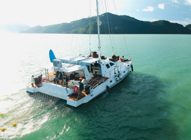 VANARA CHARTER & CRUISE — Environment, Straits quay Marina, 10470 Tanjong tokong, Pulau Pinang, Pulau Pinang