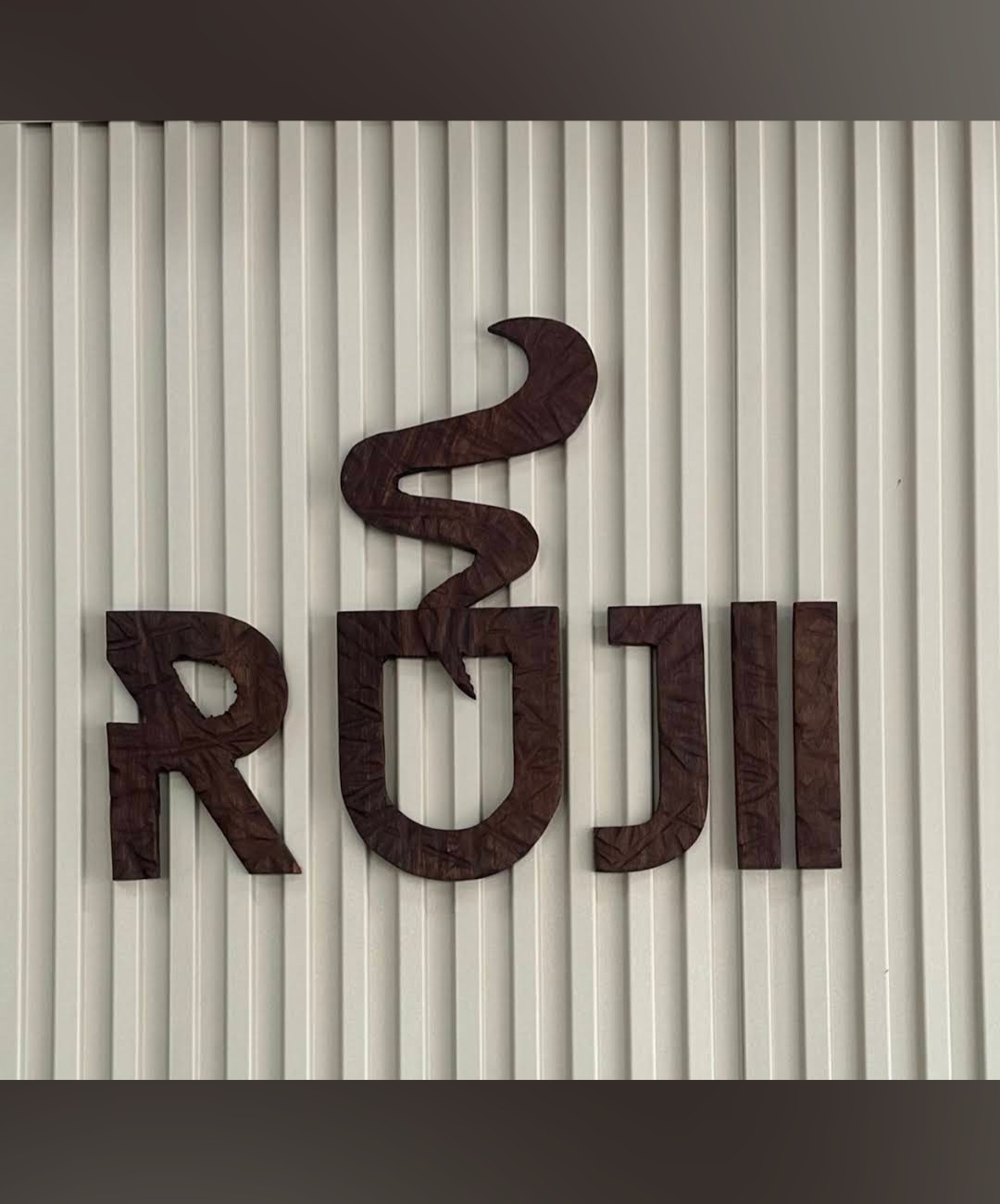RUJII CAFE