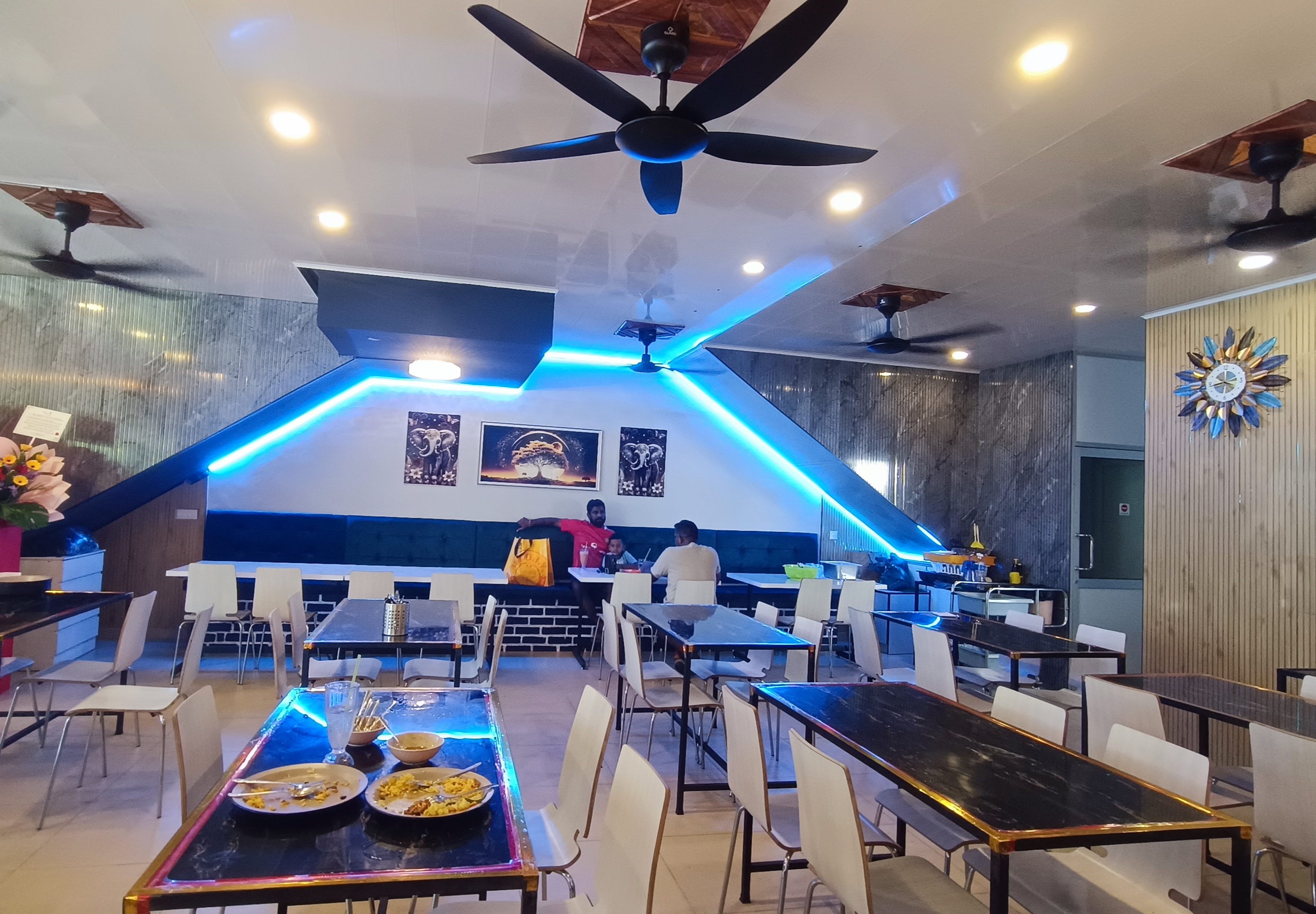 MJ MAHARANI'S MALAYSIA CUISINE — Environment, Simpang Ampat, Pulau Pinang
