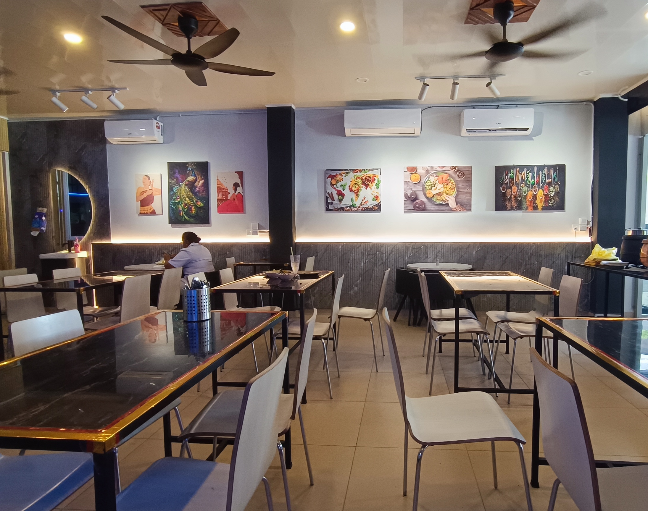 MJ MAHARANI'S MALAYSIA CUISINE — Environment, Simpang Ampat, Pulau Pinang
