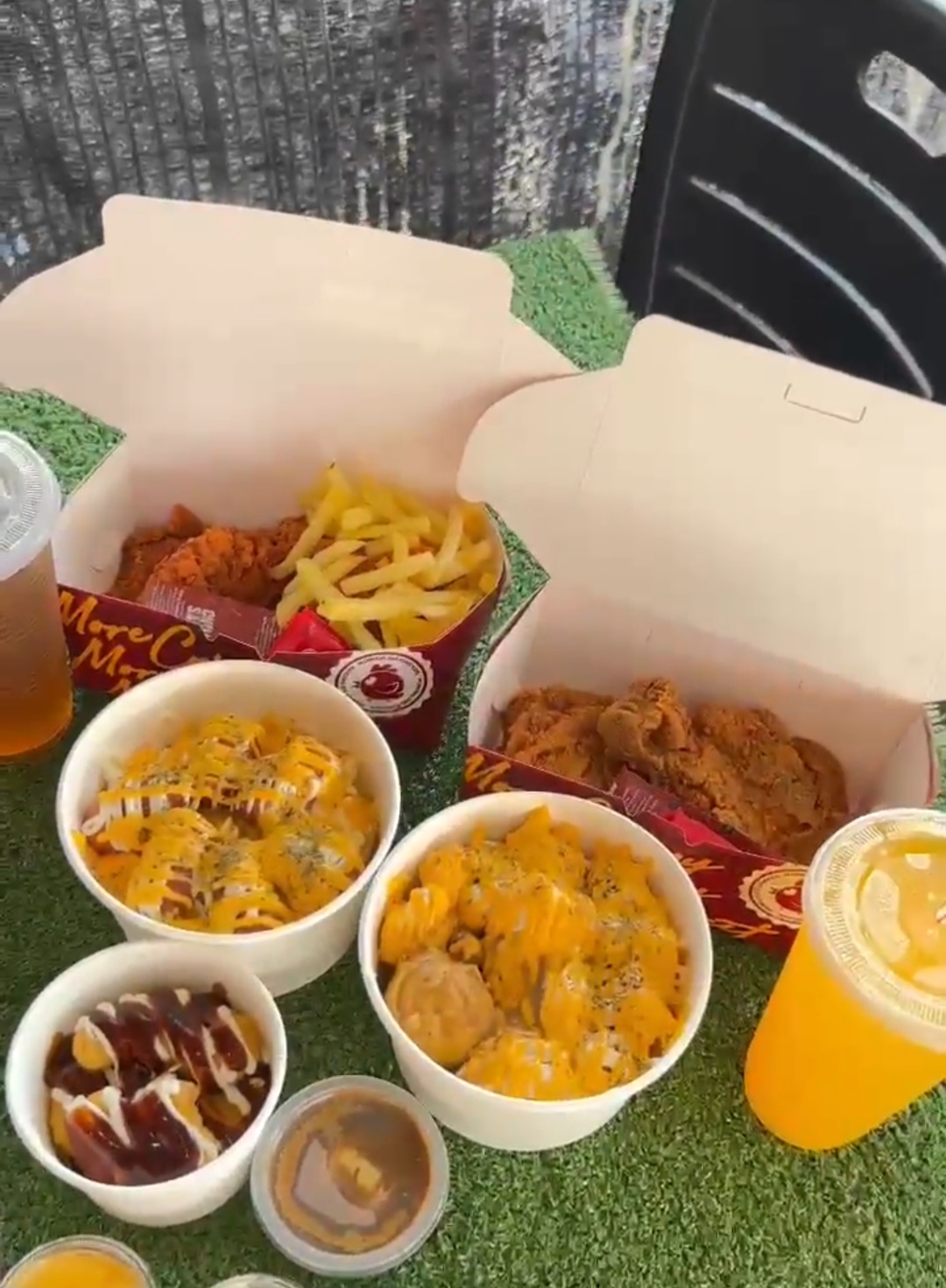 MOMIQA BIG CHICKEN — Food, KEPALA BATAS, Pulau Pinang