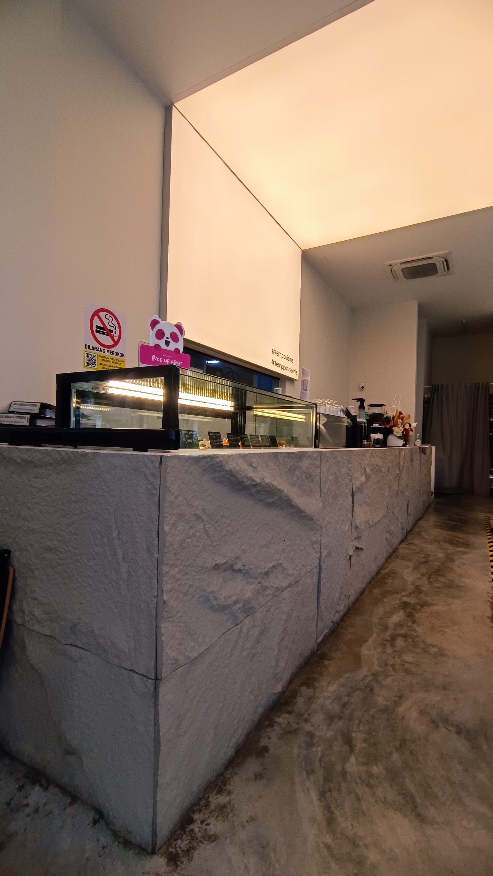 Temp Coffee Dine Pastry — Environment, Batu Kawan, Pulau Pinang