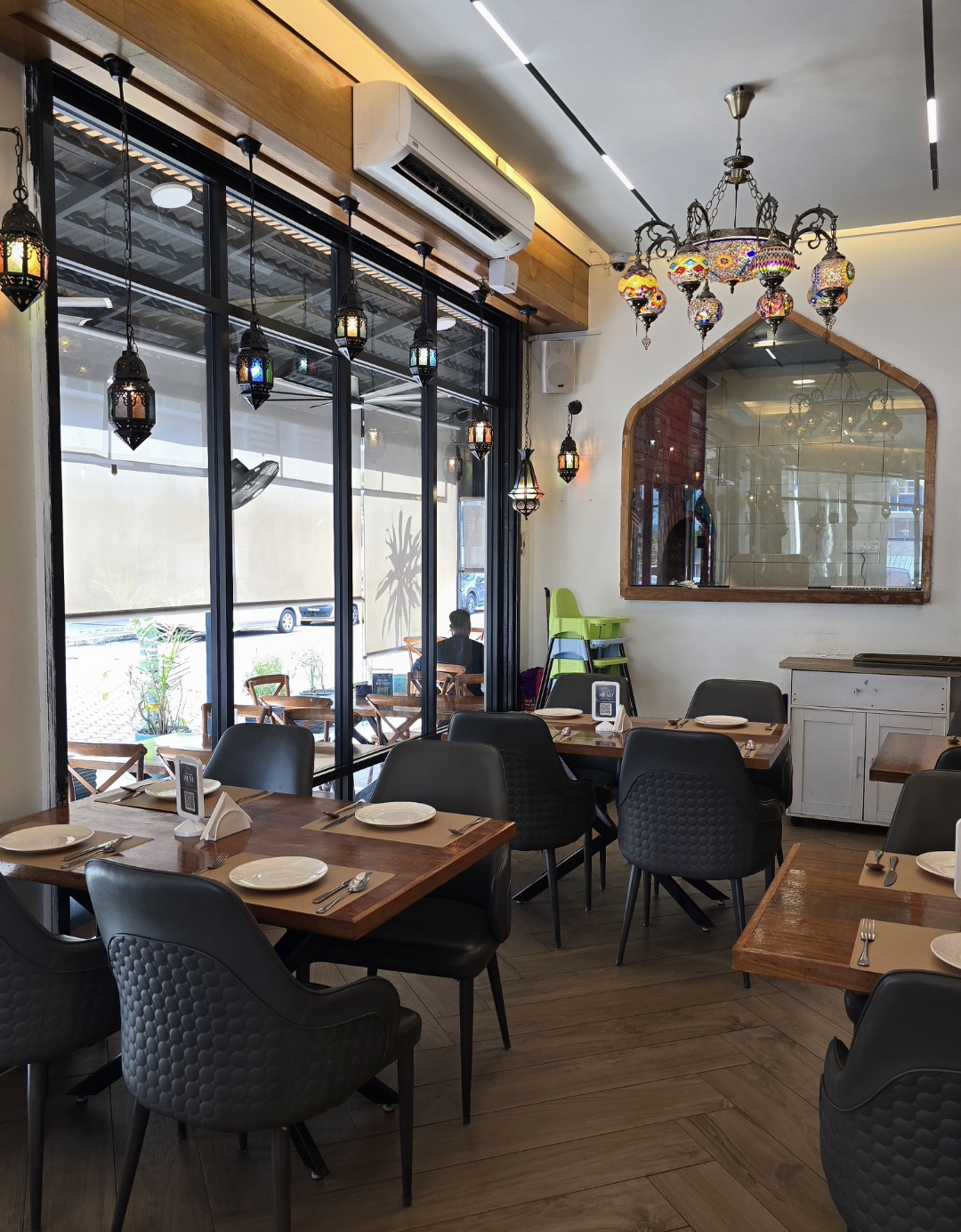 TAZAA ARABIC RESTAURANT — Environment, SEBERANG JAYA, Pulau Pinang