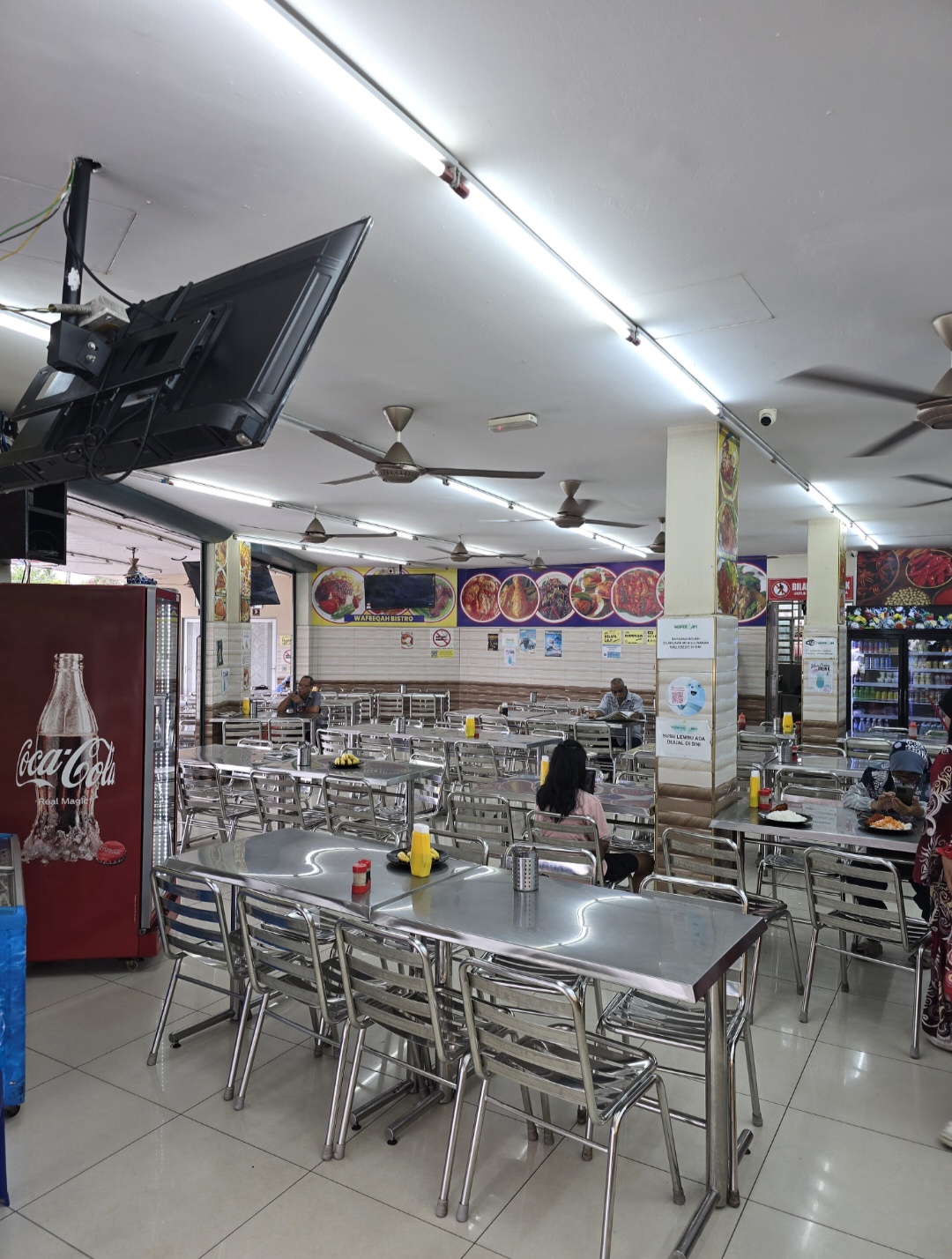 Restoran Wafeeqah Bistro Tasek Gelugor — Environment, TASEK GELUGOR, Pulau Pinang