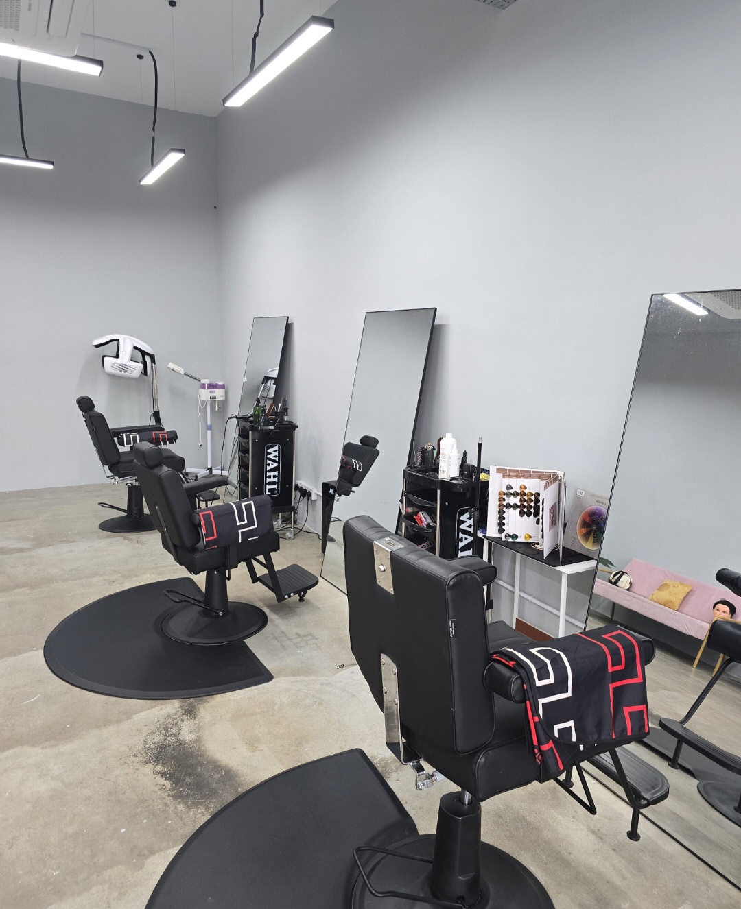 DQ BARBER & SALOON — Environment, TASEK GELUGOR, Pulau Pinang