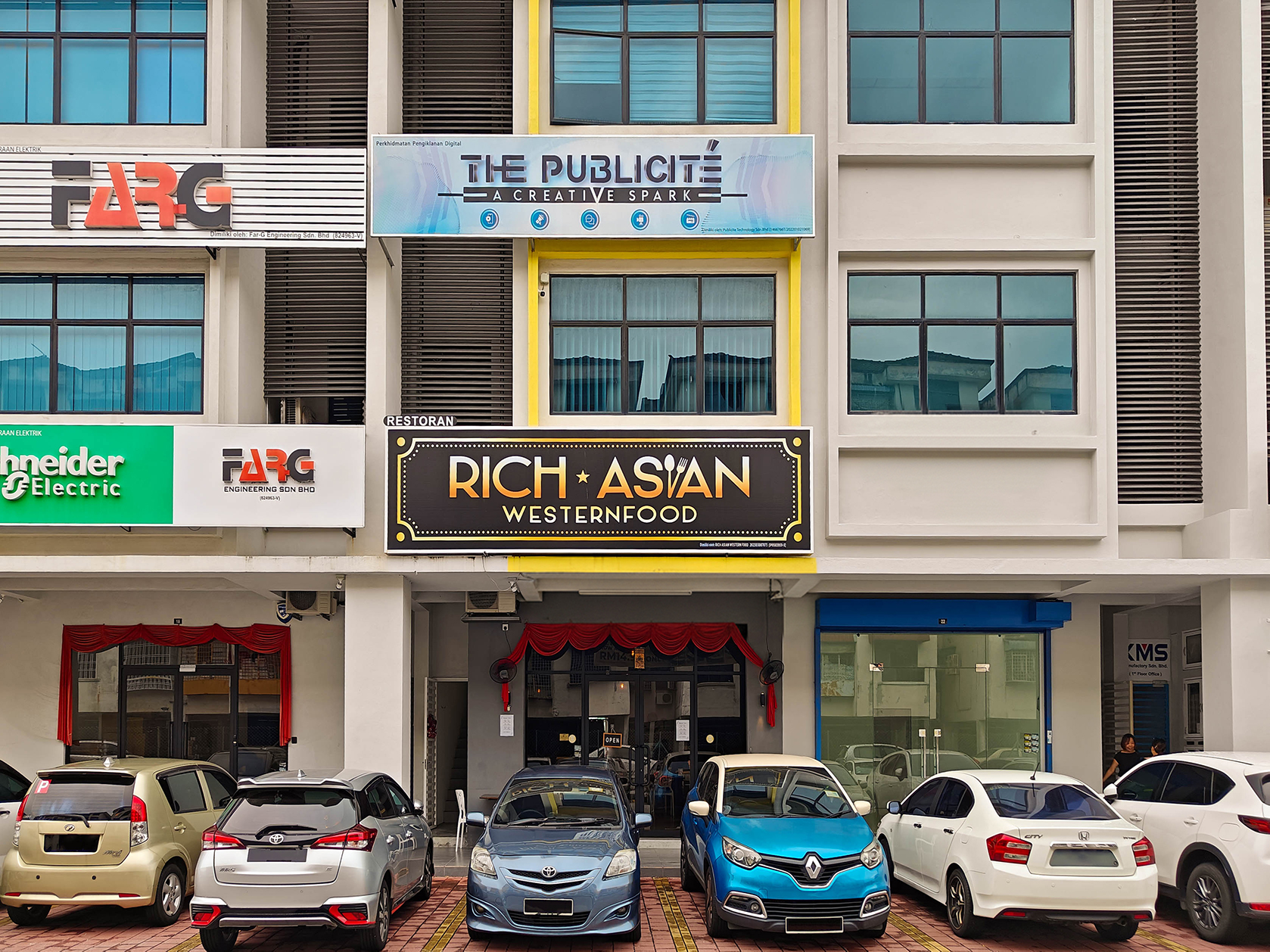 Rich Asian Western Food — Environment, Butterworth, Pulau Pinang