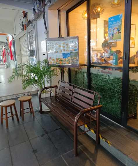 HUNGRY BOY — Environment, George Town, Pulau Pinang