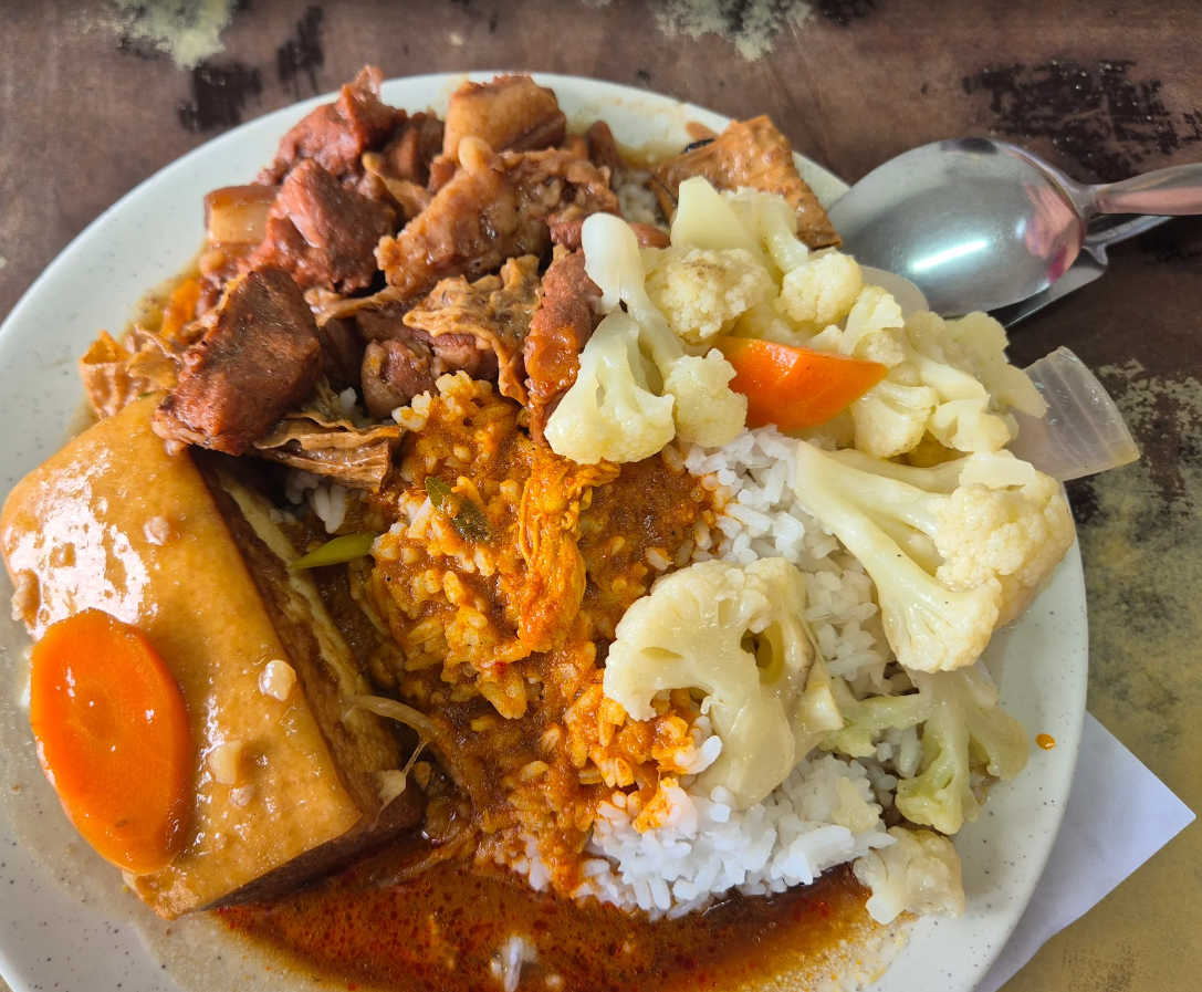 Restaurant 三角湾 (Sah Kak Eng) — Food, Jelutong, Pulau Pinang