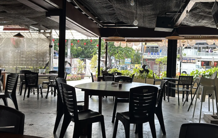 77 Breakfast & Brunch — Environment, George Town, Pulau Pinang