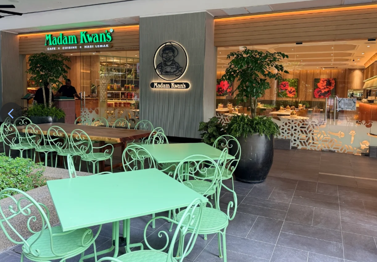 Madam Kwan's Gurney Plaza, Penang — Environment, George Town, Pulau Pinang