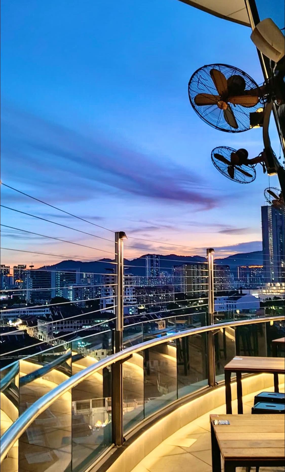 CLOUD EiGHT skybar — Environment, Pulau Pinang
