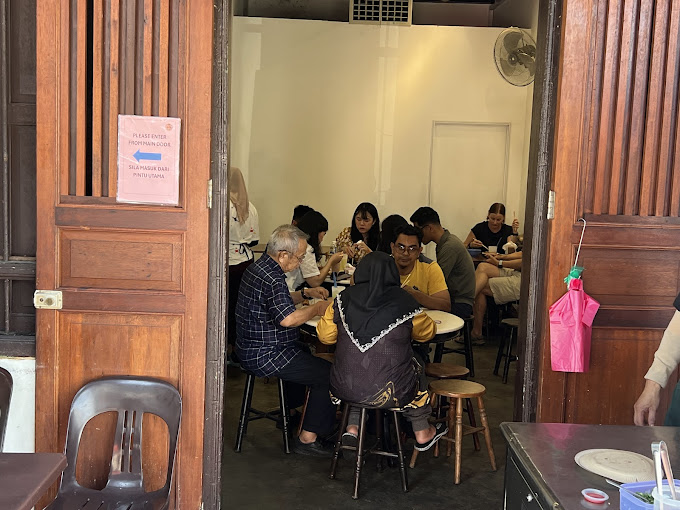 Penang Road Famous Laksa — Environment, George Town, Pulau Pinang