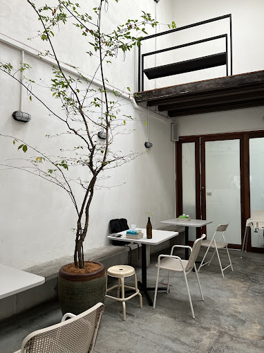 Le Cafe — Environment, George Town, Pulau Pinang