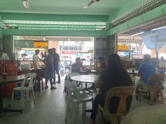 How Ji Roaster Rice Noodles — Environment, George Town, Pulau Pinang