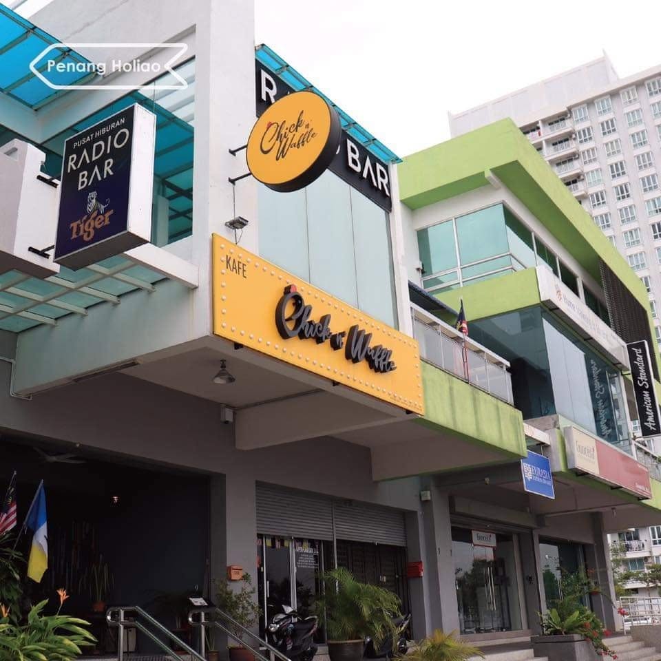 Chick n' Waffle — Environment, George Town, Pulau Pinang