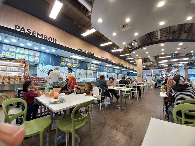 Little Siam — Environment, Gelugor, Pulau Pinang