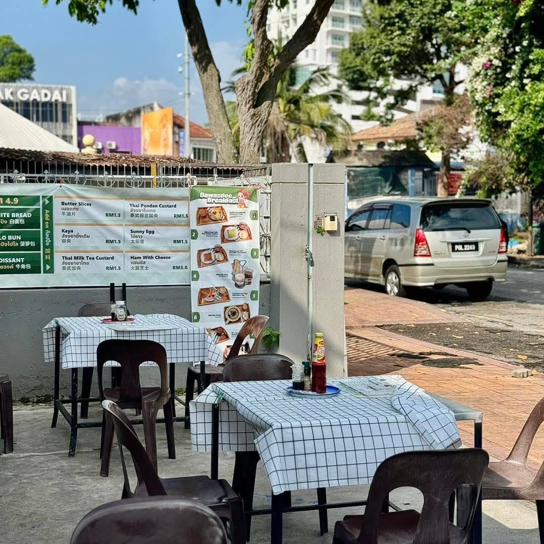 Sawasdee Breakfast — Environment, George Town, Pulau Pinang