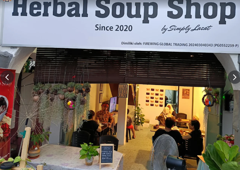 Kopitiam Mualaf Herbal Soup Shop