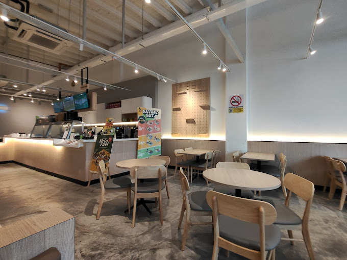 Salad Atelier (The Whiteaways Arcade) — Environment, George Town, Pulau Pinang