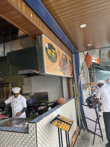 Madam Priya's House of Curries @ Beach Street — Environment, George Town, Pulau Pinang