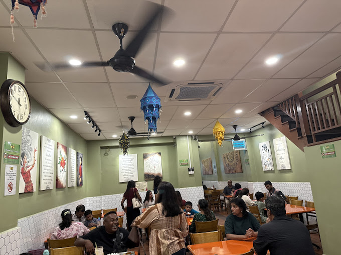 Madam Priya's House of Curries @ Beach Street — Environment, George Town, Pulau Pinang