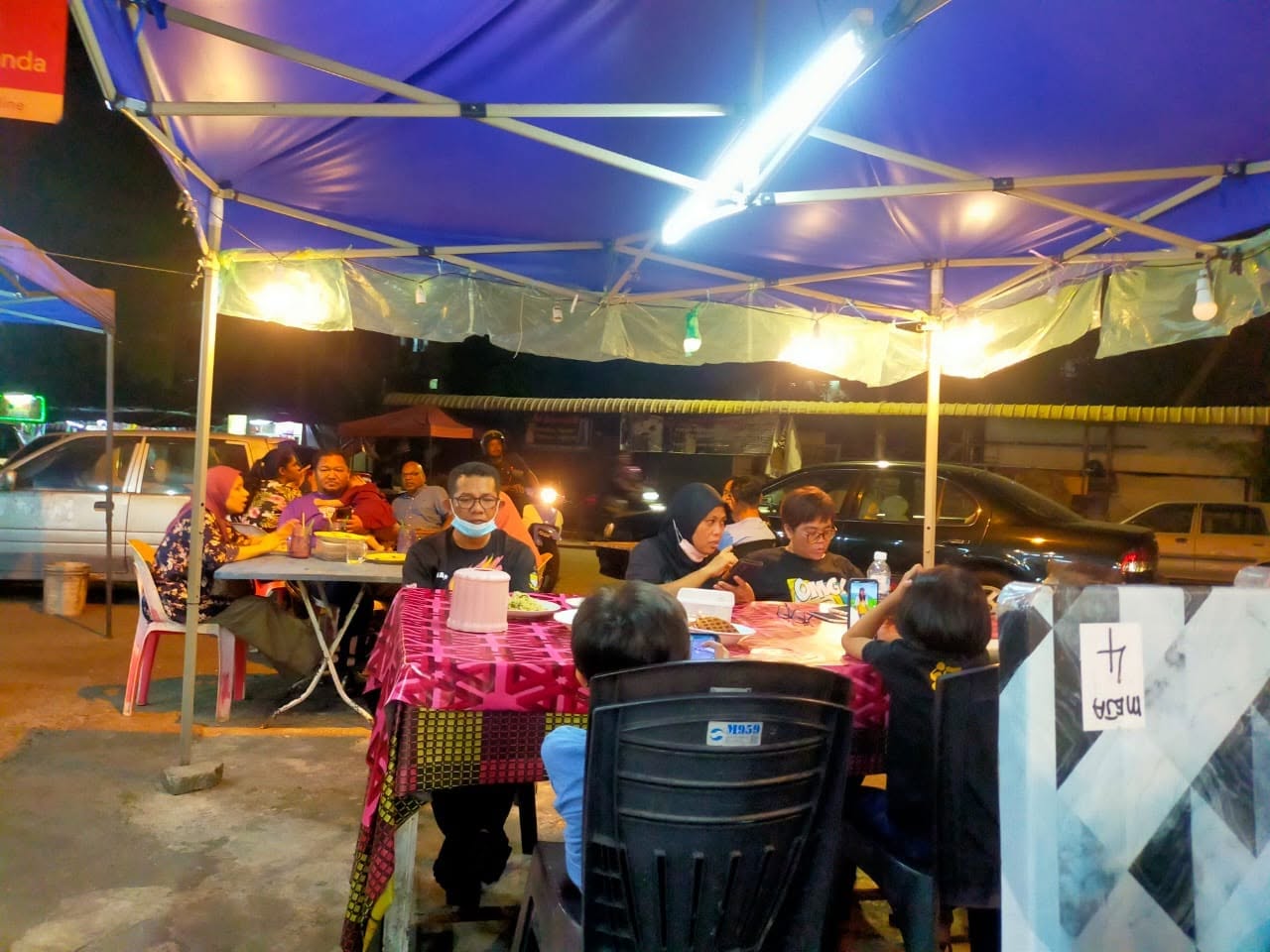 ALMAZ D'CAFE — Environment, Gelugor, Pulau Pinang