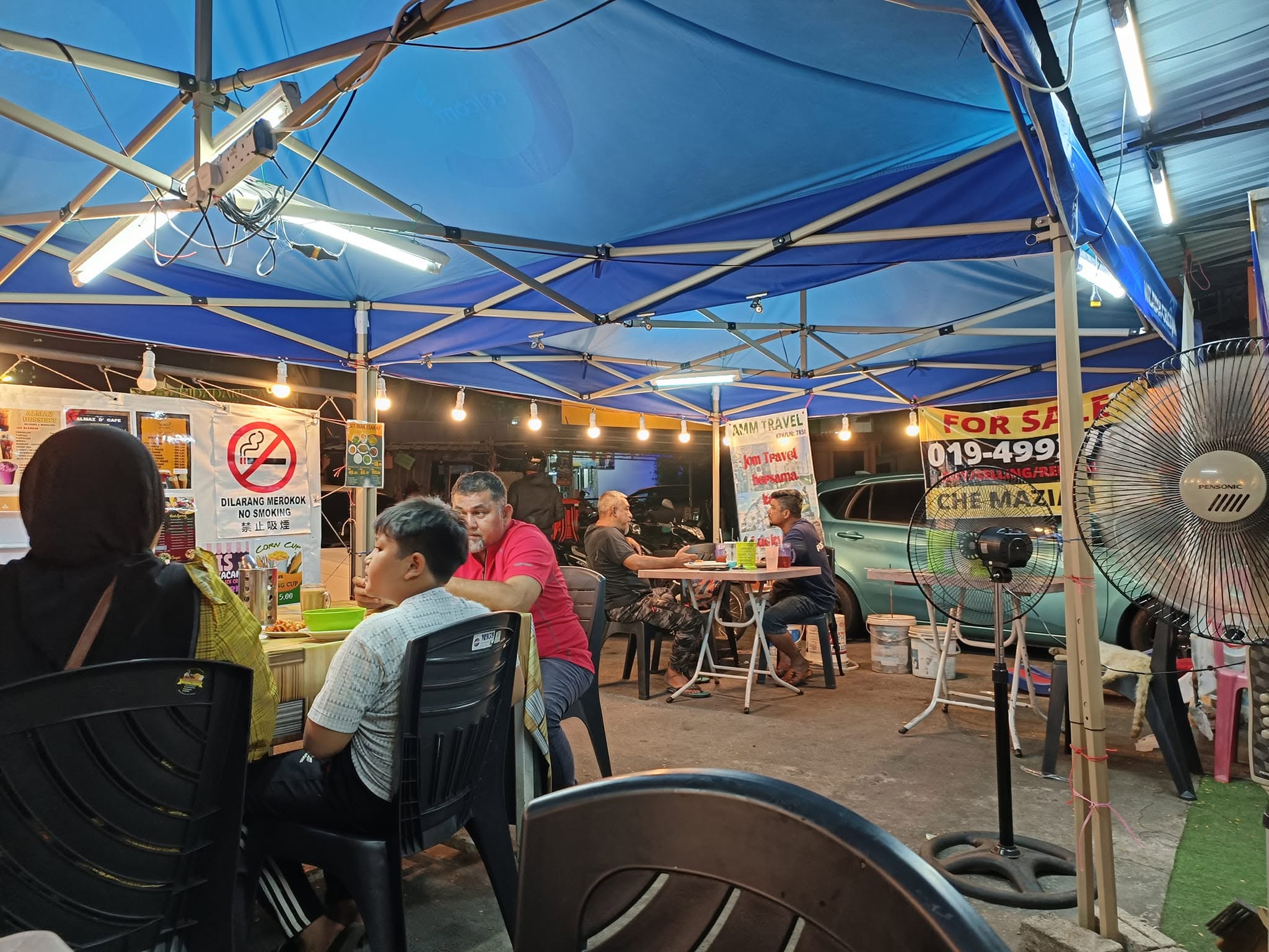 ALMAZ D'CAFE — Environment, Gelugor, Pulau Pinang