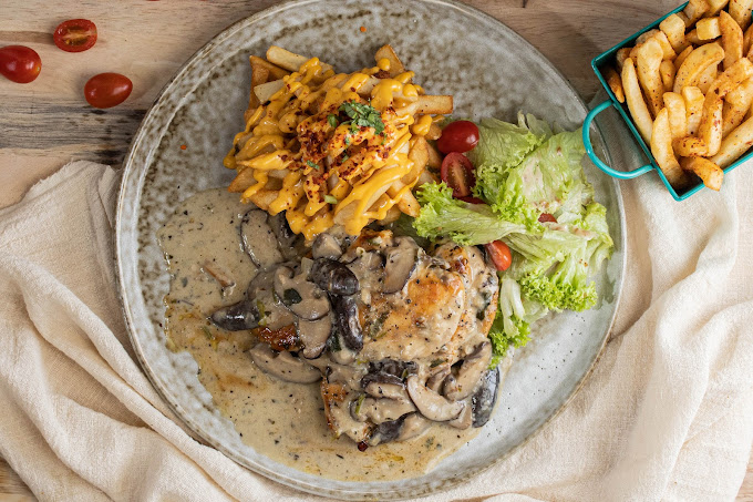 Double Knott Cafe — Food, George Town, Pulau Pinang