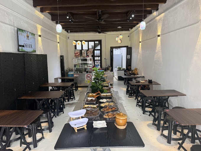 Cerita Kak Ayu — Environment, George Town, Pulau Pinang