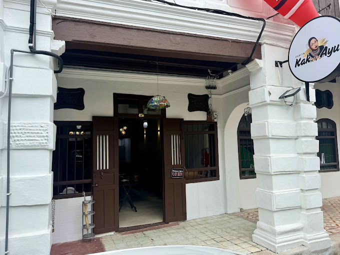 Cerita Kak Ayu — Environment, George Town, Pulau Pinang
