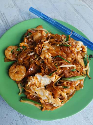 Charcoal Fried Kway Teow at Lai Yip Yuen — Food, George Town, Pulau Pinang