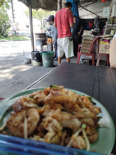 Charcoal Fried Kway Teow at Lai Yip Yuen — Environment, George Town, Pulau Pinang