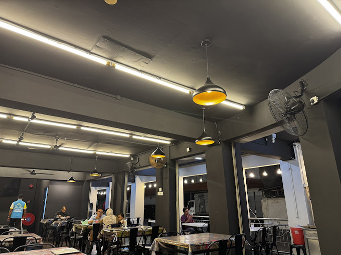 Patani Tomyam — Environment, George Town, Pulau Pinang