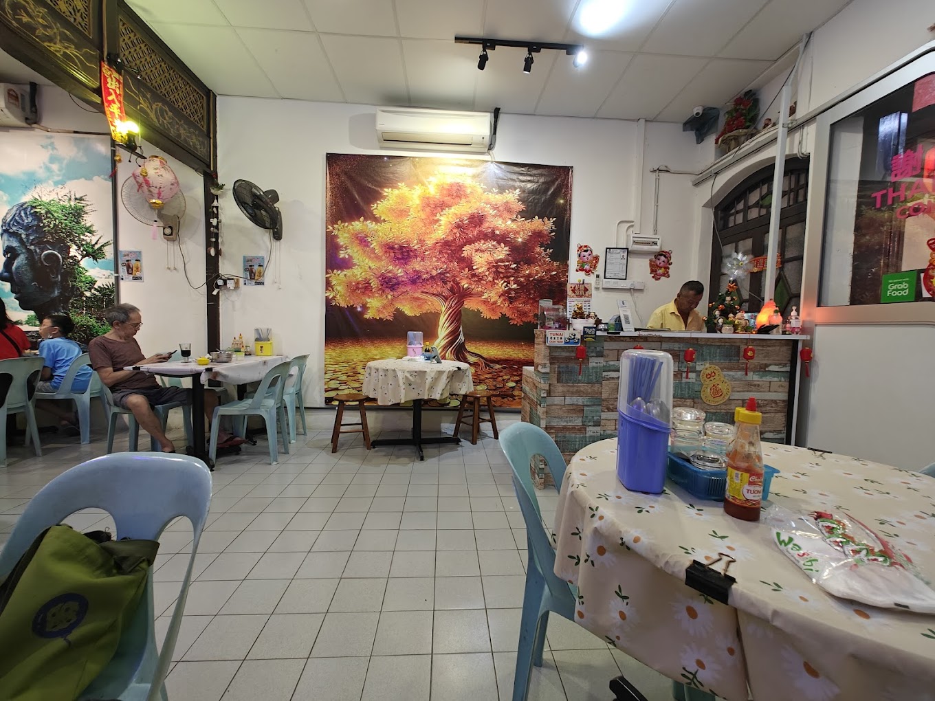 Huong Vi Viet — Environment, George Town, Pulau Pinang