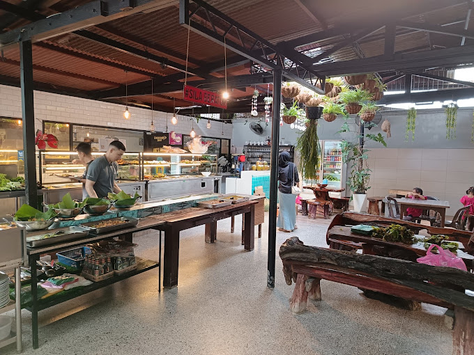 Minah Restaurant — Environment, Gelugor, Pulau Pinang