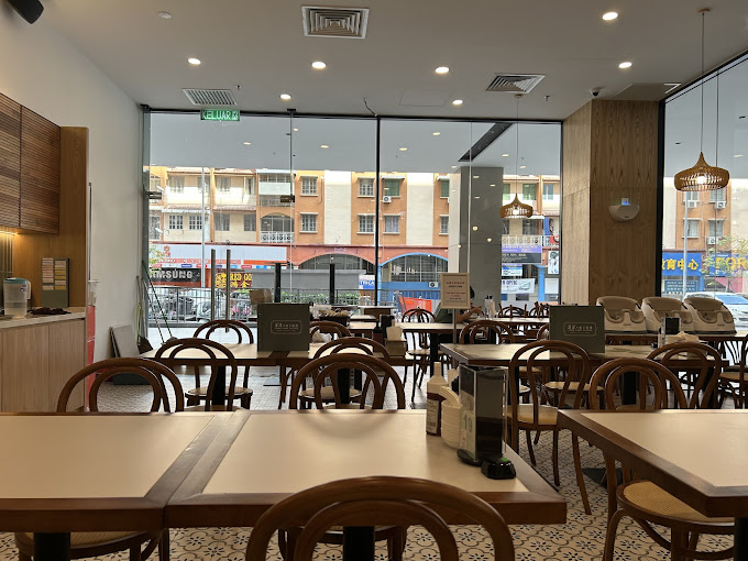 Yang Yang 洋洋 Cuisine — Environment, Ayer Itam, Pulau Pinang