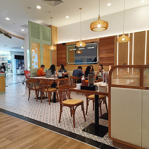Yang Yang 洋洋 Cuisine — Environment, Ayer Itam, Pulau Pinang