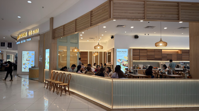 Yang Yang 洋洋 Cuisine — Environment, Ayer Itam, Pulau Pinang