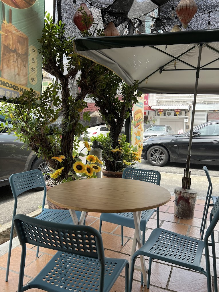 Banh Mi 77 越南面包 — Environment, George Town, Pulau Pinang
