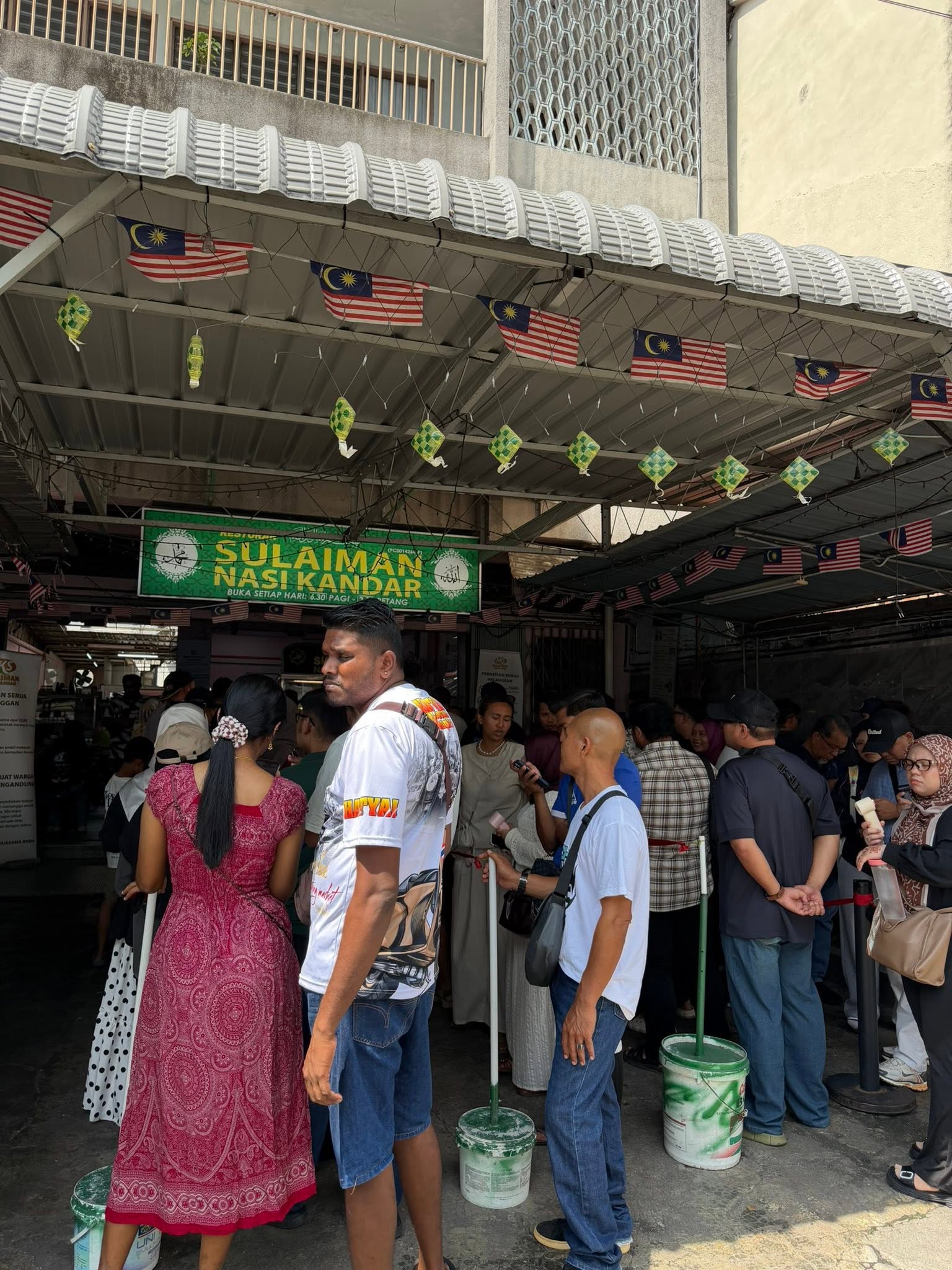 Nasi Kandar Sulaiman — Environment, George Town, Pulau Pinang