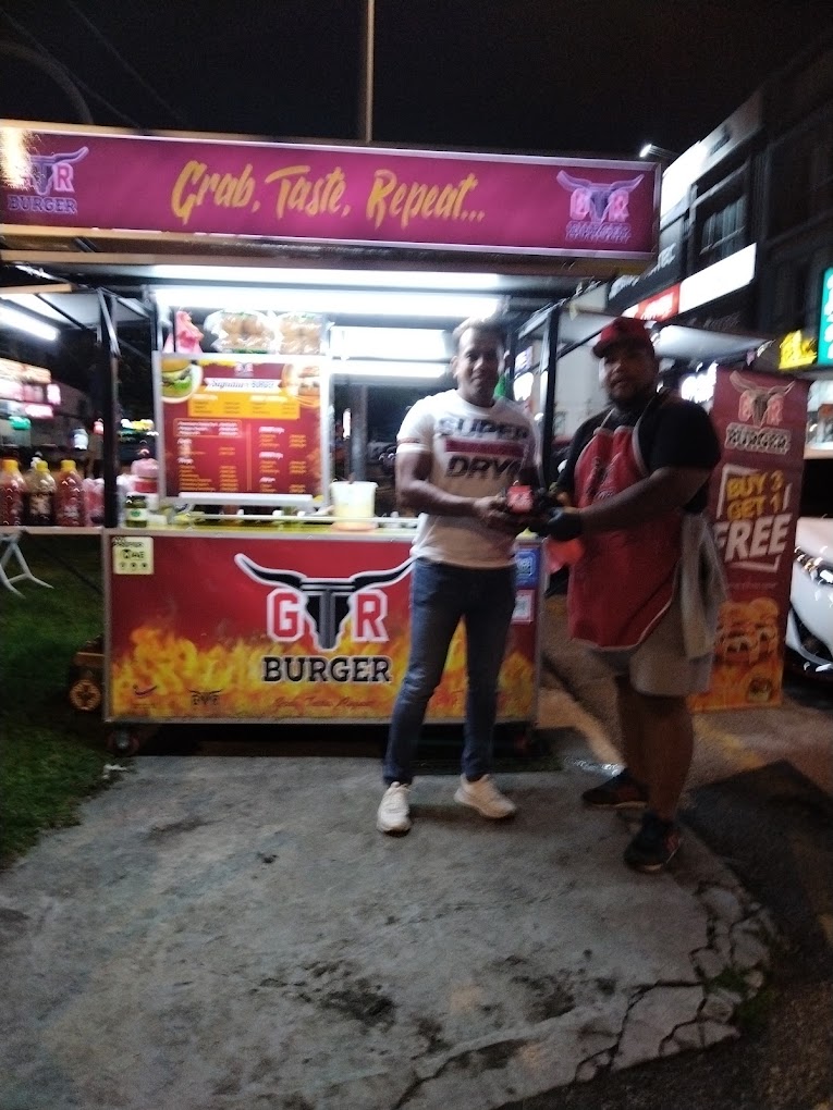 LuckyBini Burger — Environment, Jelutong, Pulau Pinang