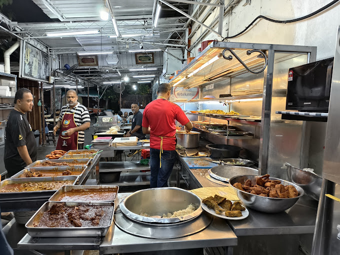 Restoran Nasi Kandar Line Clear — Environment, George Town, Pulau Pinang